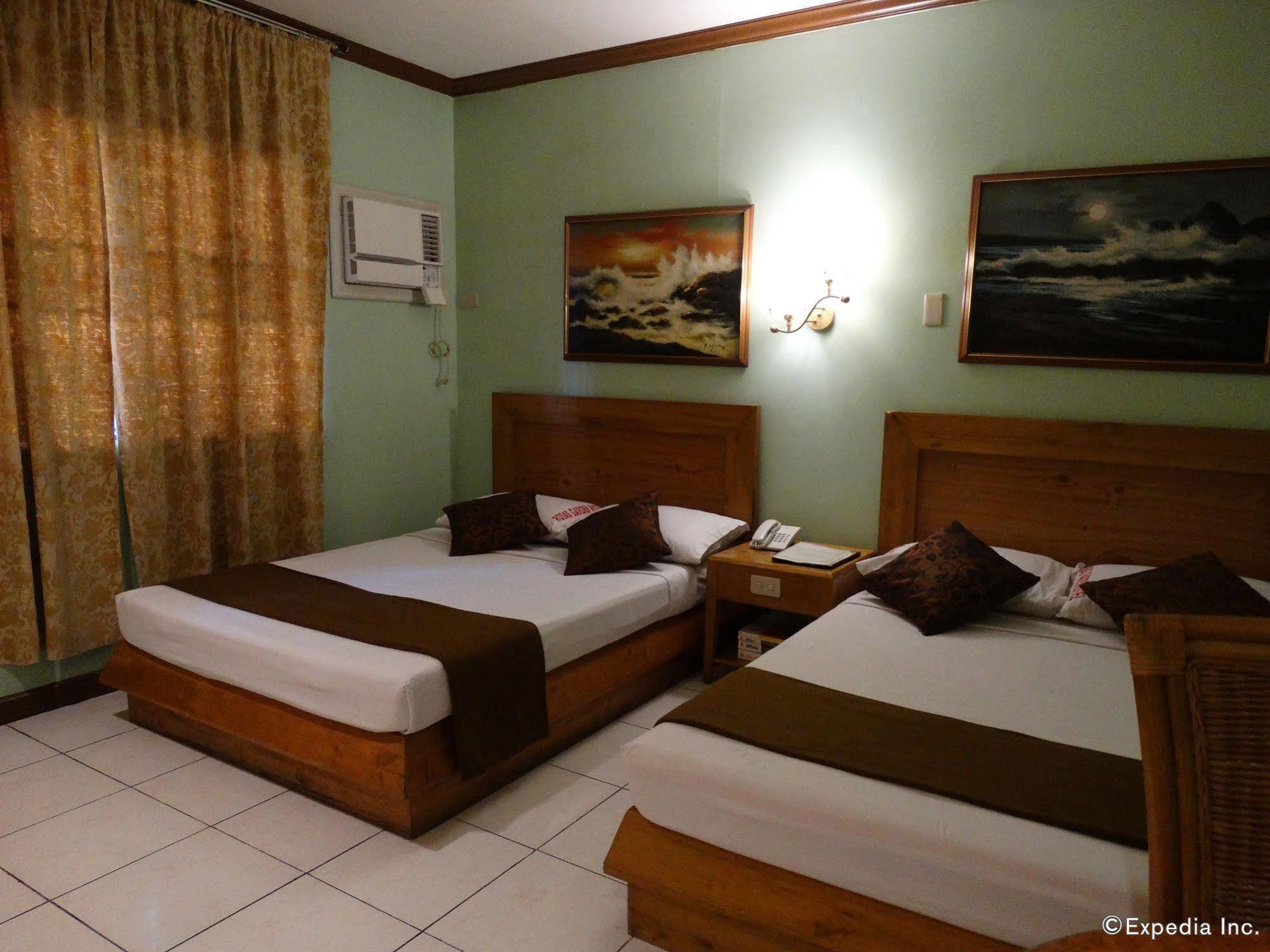 מנילה Rosas Garden Hotel מראה חיצוני תמונה